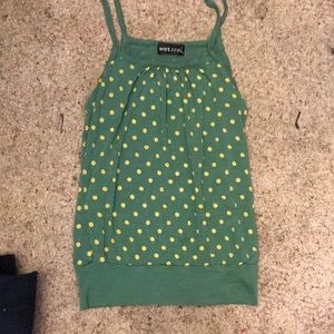 Tank top.